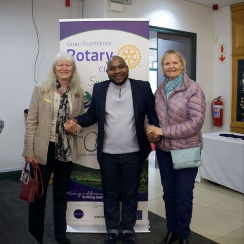 Nadene Hamilton & Debby from Waterfront Rotary 